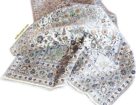 وقتی مایعاترنگی، روی فرشدستباف میریزد