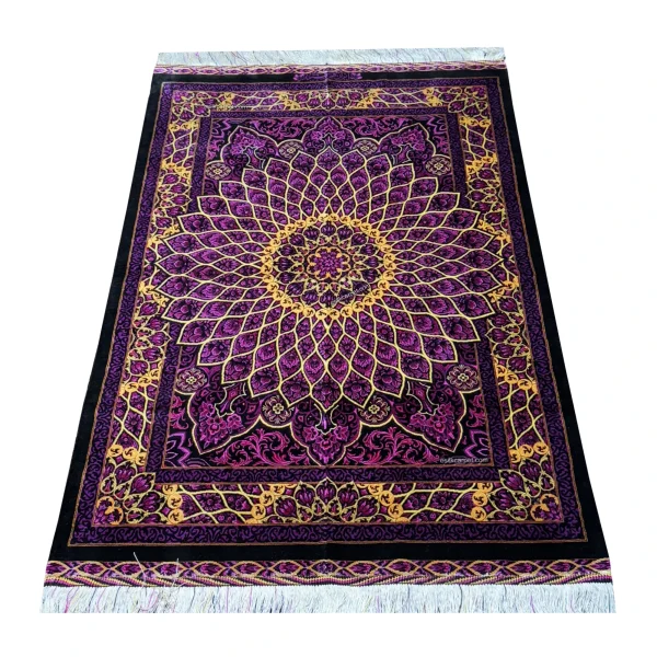 فرش دستباف ابریشمی قم با نقش گنبد بنفش، ظرافتی بی‌نظیر – esilkcarpet.com