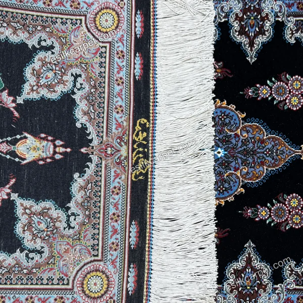 طرح ترنج کلاسیک در رانر ابریشم ترنج مشکی 45*102 سانتیمتر – esilkcarpet.com