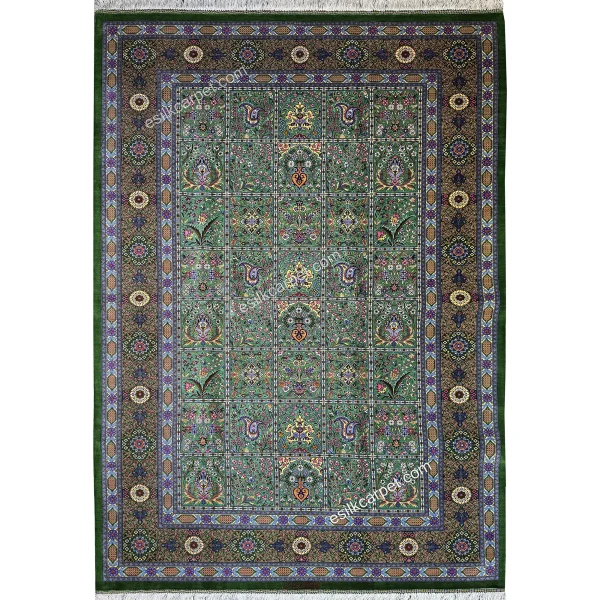 شاهکار ابریشم نقشه خشتی سنتی، رنگ سبز اشرافی و ترکیب رنگ‌های اصیل ایرانی - esilkcarpet.com