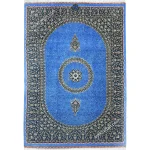 بهترین طرح فرش ابریشم نقشه گل‌ریز آبی فوق لاکچری سایز 62*90سانتیمتر
