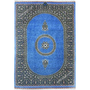 بهترین طرح فرش ابریشم نقشه گل‌ریز آبی فوق لاکچری سایز 62*90سانتیمتر