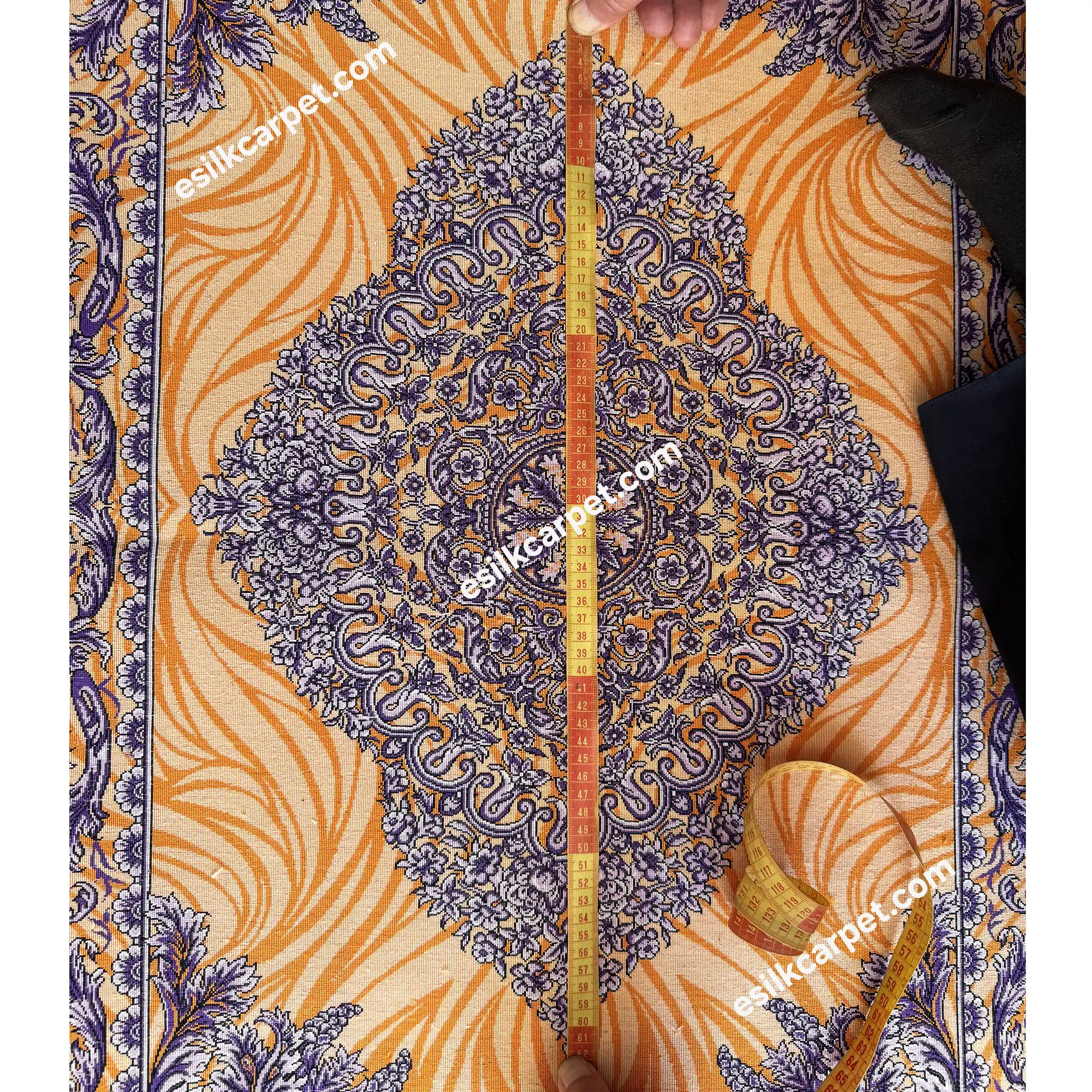 ذرعوچارک تمام ابریشم اصل طرح لچکترنج مراغه، سایز دقیق 115*82 سانتیمتر، کد محصول B247، (خام) - esilkcarpet.com