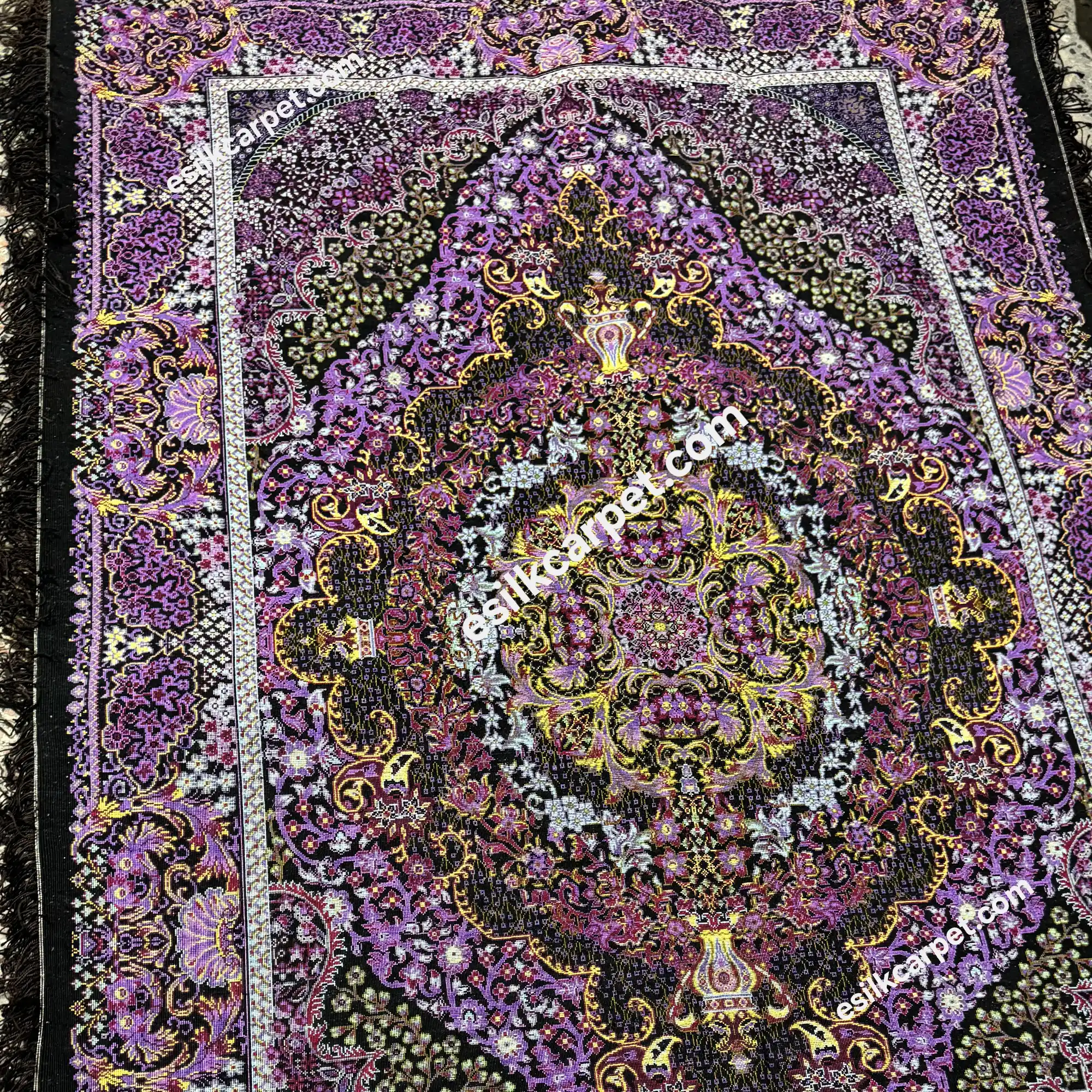 ذرعوچارک تاروپود ابریشم بنفش-مشکی - esilkcarpet.com